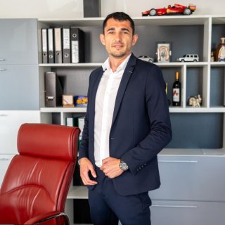 Понякога най-големият риск е да чакаш и анализираш твърде дълго