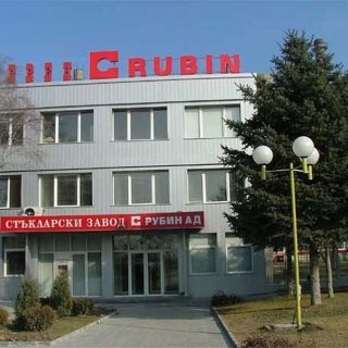 Собственикът на стъкларския завод "Рубин" ще инвестира над 100 млн. лева в предприятието