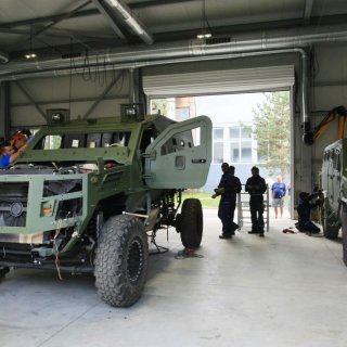 Компанията ИАГ ще строи втори завод за военна техника в България