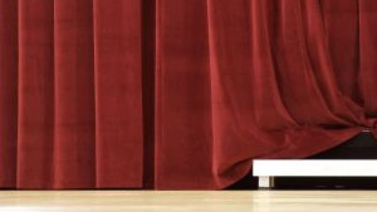 stage_curtain_red