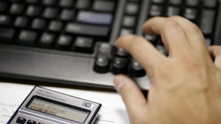 calculator-2-Reuters