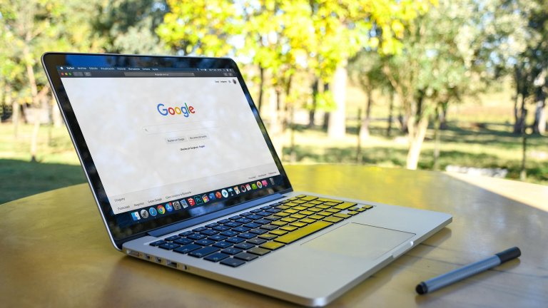 Класиране в Google Shopping: Кои са ключовите фактори за търговците на дребно?