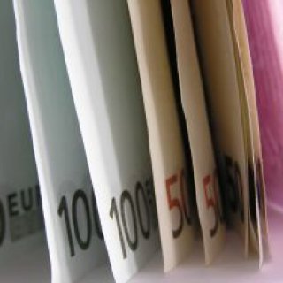 Стартиращи и малки фирми могат да получат до 5 млн. евро за подготовка за зеления преход