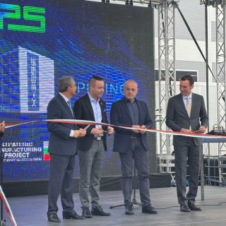 Високотехнологична фабрика за производство на системи за съхранение на енергия в батерии беше открита край София