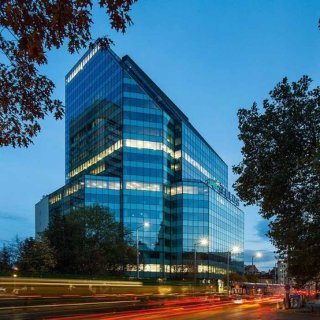 КЗК е одобрила собственикът на Пощенска банка да купи Telus Tower в София