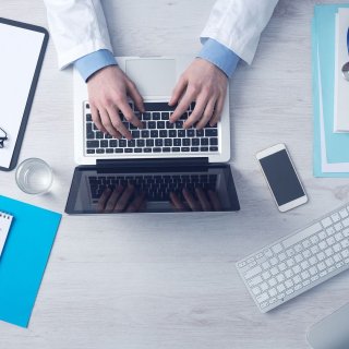 Microsoft създаде AI базиран диагностичен инструмент за пациенти със сложни заболявания