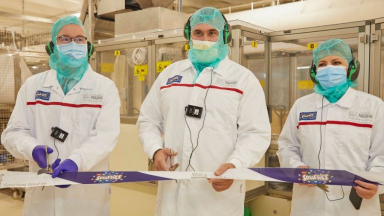 Nestle инвестира 19 млн. лева в производствена линия на бонбоните Smarties