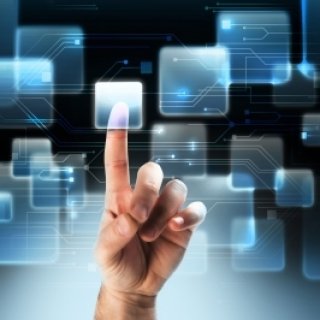 AI приложенията поставят пропаст между поколенията и образователните групи от населението, според проучване