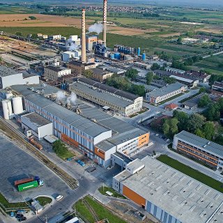 Предприятието за преработка на целулоза и хартия "Монди Стамболийски" затваря от Нова година