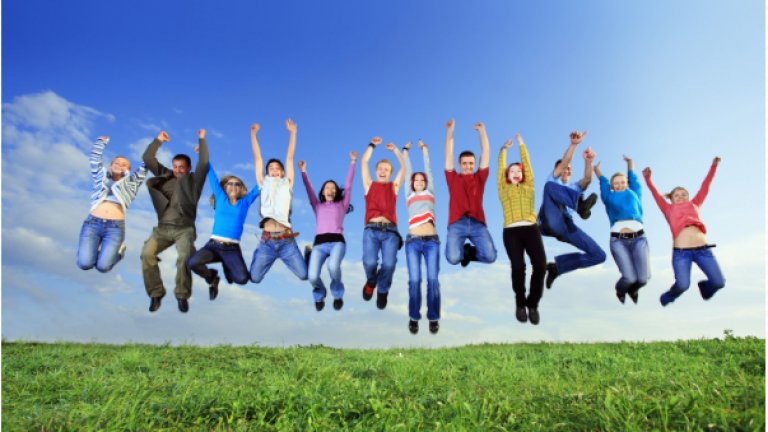 happy-people-jumping