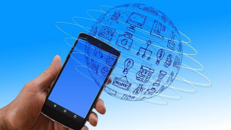 mobile-banking-Pixabay-3